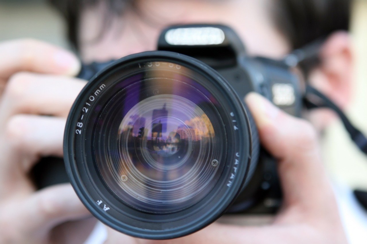 Check out the list of best DSLR cameras under 30000