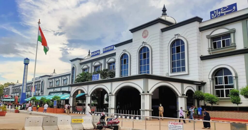 top 10 busiest railway station
